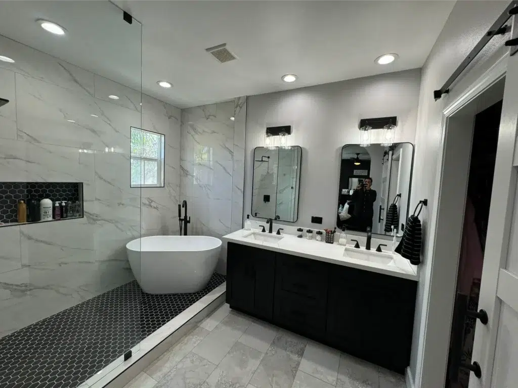 custom bathroom remodel pic 1